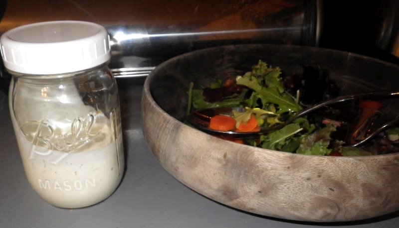 Easy Homemade Buttermilk Ranch Dressing