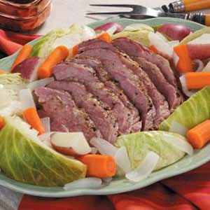 Crockpot Corned Beef and Cabbage Dinner