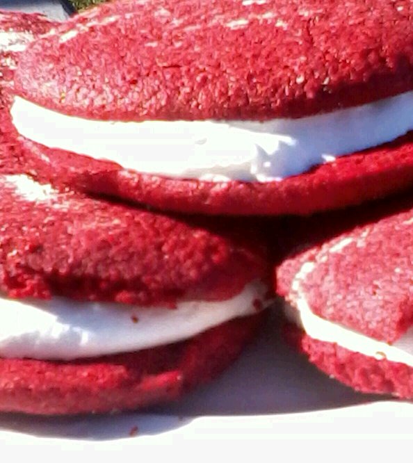 Red Velvet Whoopie Pies