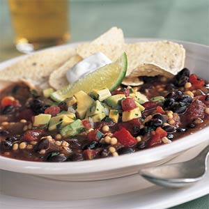 Very Unordinary Chunky Vegetarian Chili