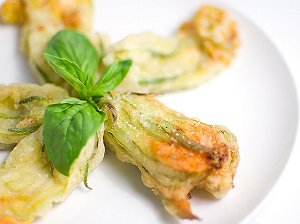 Greek Stuffed Zucchini Blossoms with Rice (Kolokythanthoi Yemistoi me Ryzi)