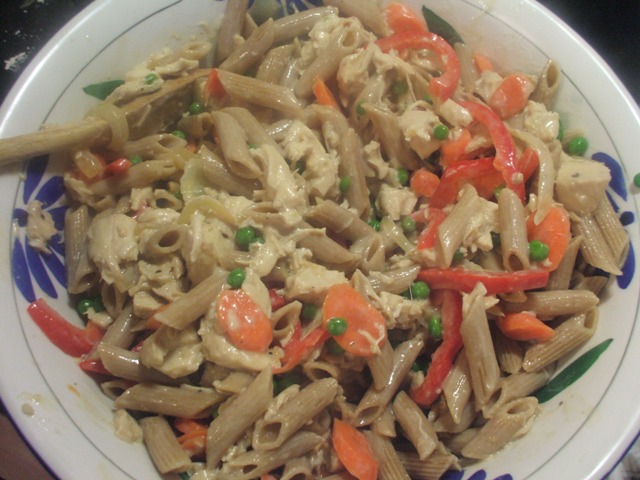 Whole Wheat Penne Pasta with Chicken and Veggies